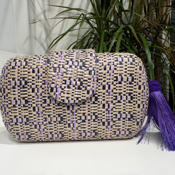 Clutch rafia pompón